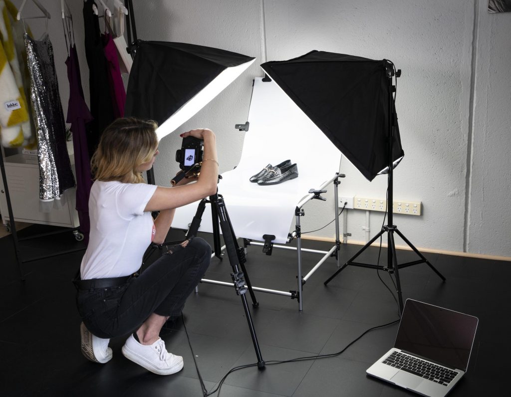 e-commerce photographer 